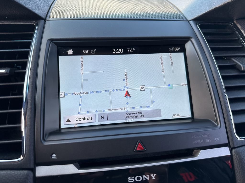 Used 2018 Ford Taurus SHO w/ Driver Assist Package AWD/4WD image 8