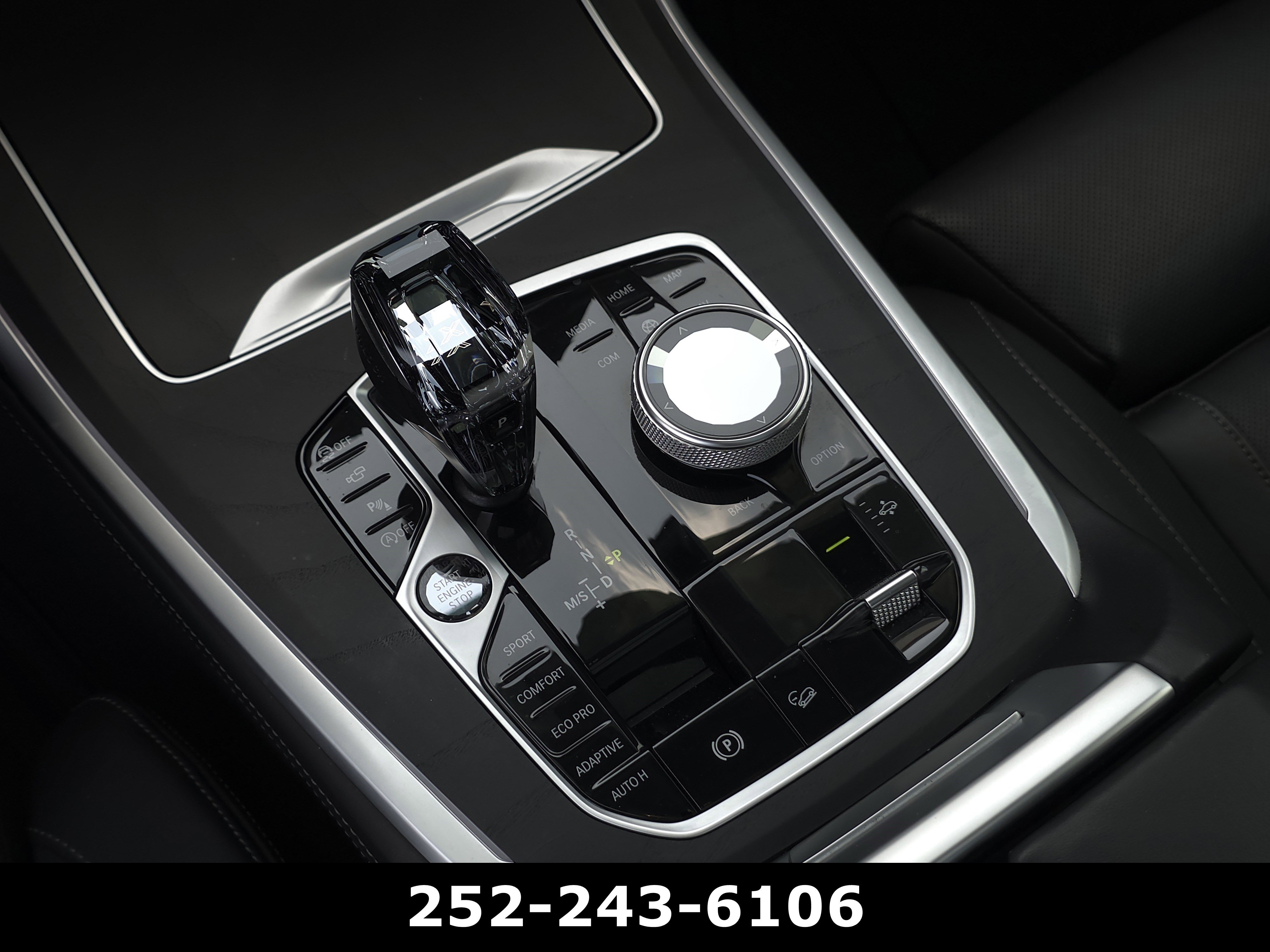 Used 2022 BMW X7 M50i w/ Dynamic Handling Package AWD/4WD image 14