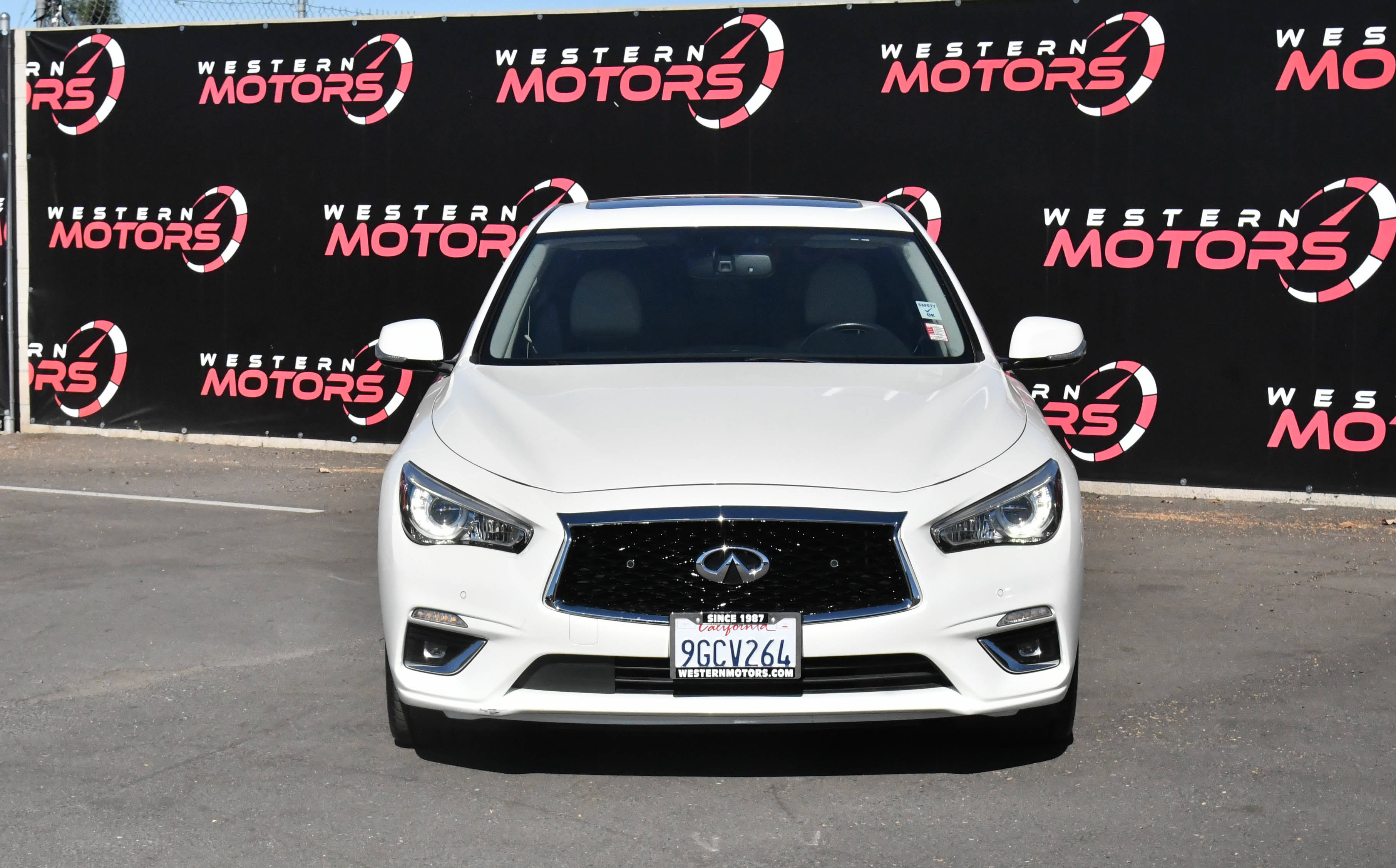 Used 2023 INFINITI Q50 Luxe RWD image 2