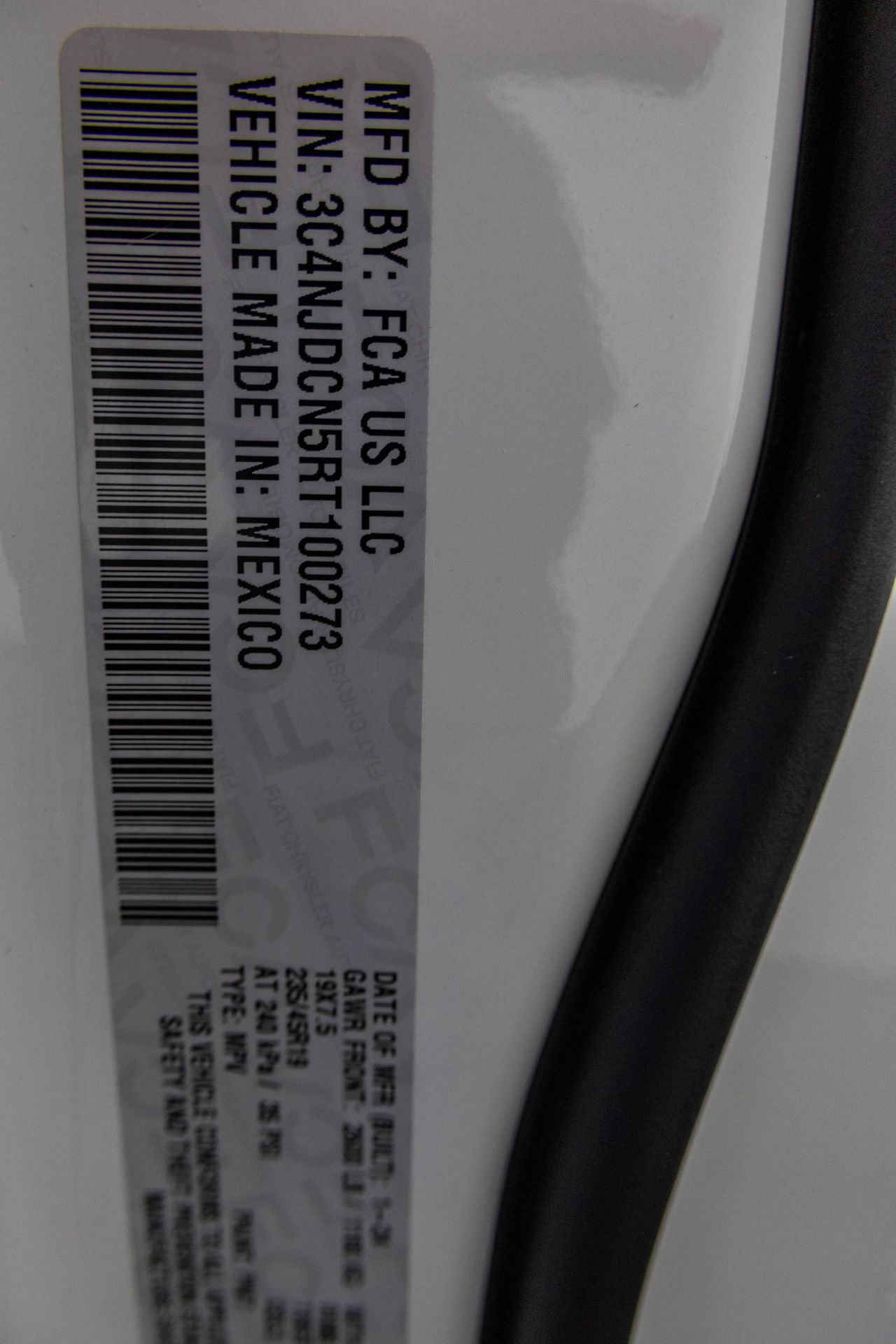 Used 2024 Jeep Compass Limited w/ High Altitude Package image 47