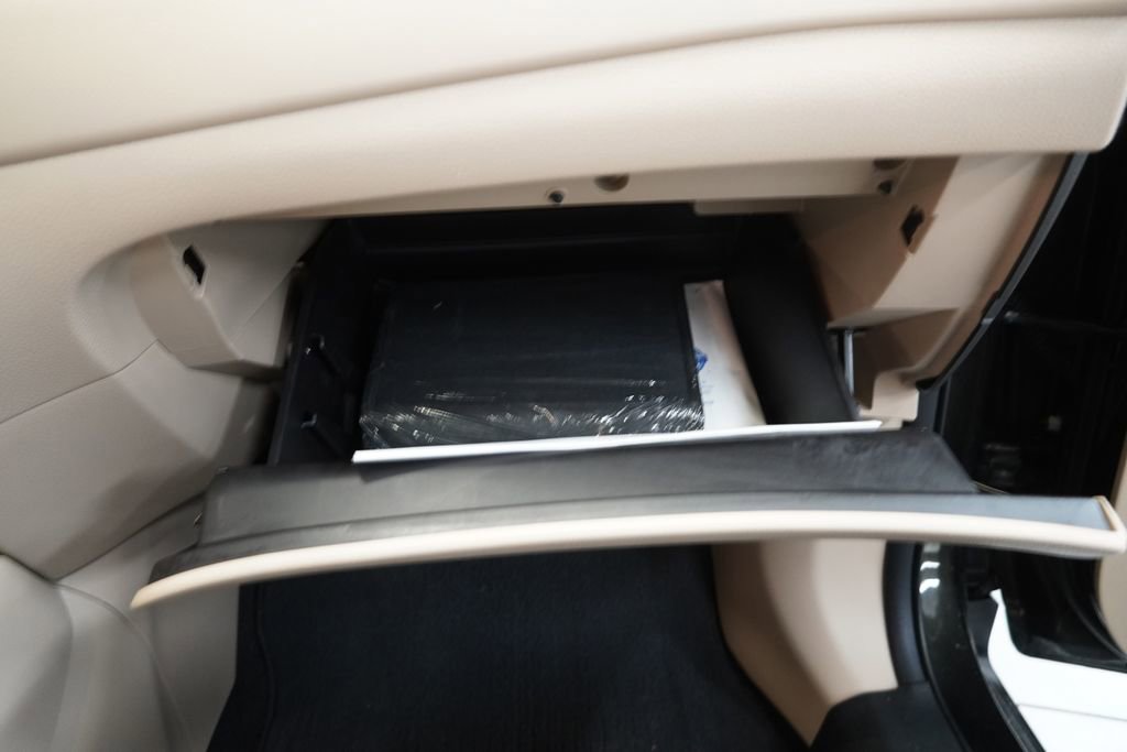 Used 2017 Nissan Rogue SV image 36