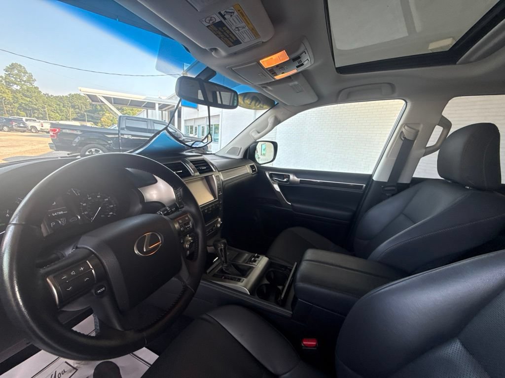 Used 2019 Lexus GX 460 w/ Navigation Package AWD/4WD image 28