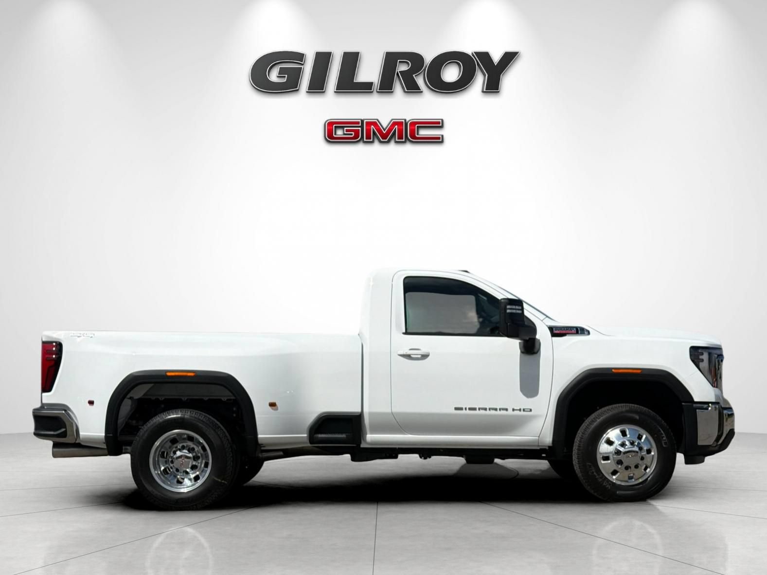 New 2026 GMC Sierra 3500 SLE AWD/4WD image 2