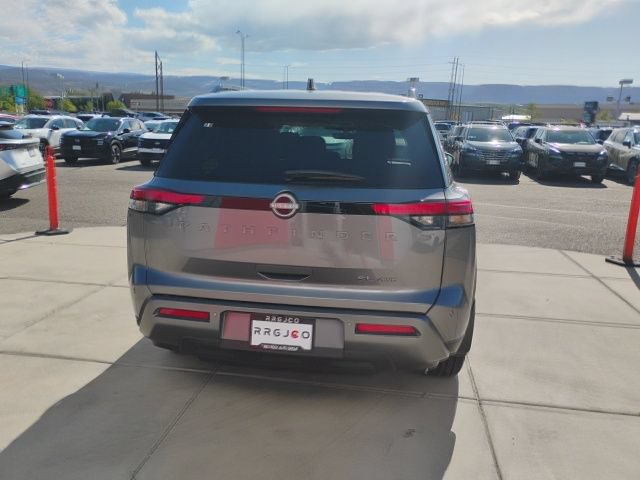 New 2026 Nissan Pathfinder SL w/ Cargo Package AWD/4WD image 6
