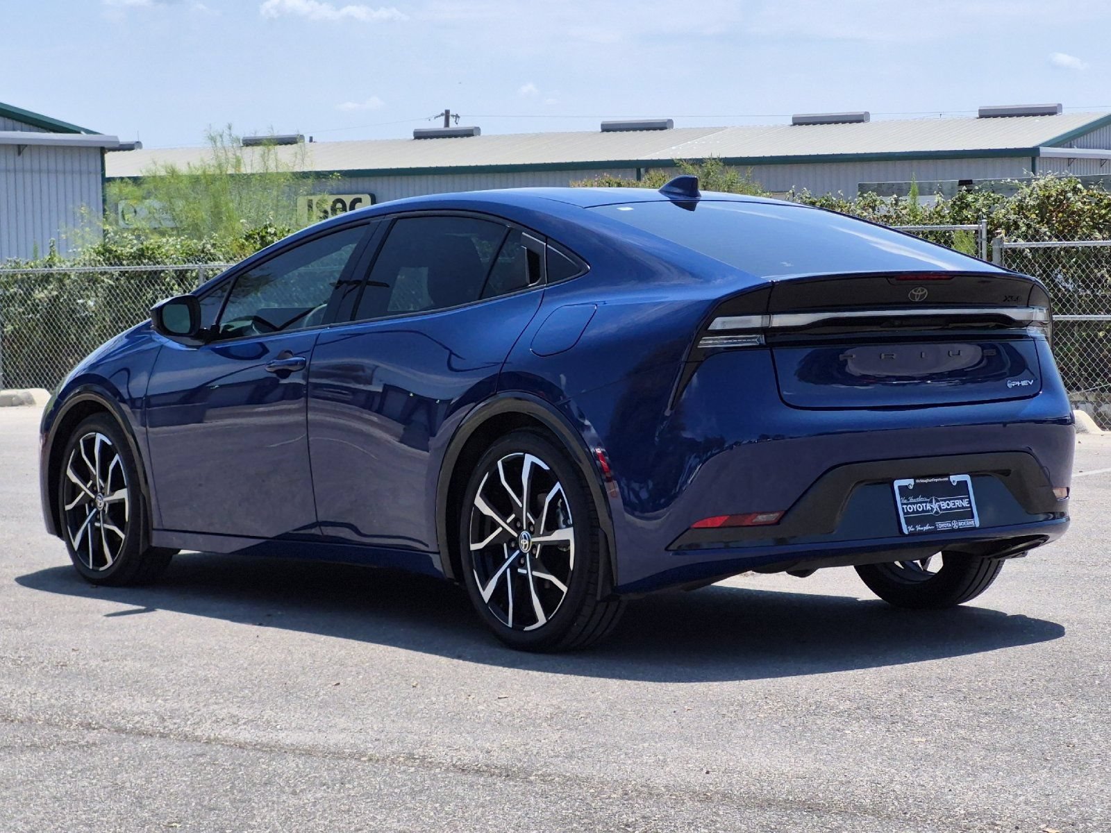 Certified 2025 Toyota Prius Plug-In Hybrid FWD image 3