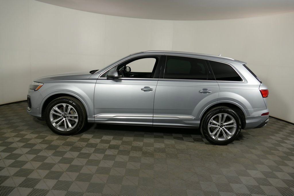 Used 2025 Audi Q7 3.0T Premium Plus AWD/4WD image 6