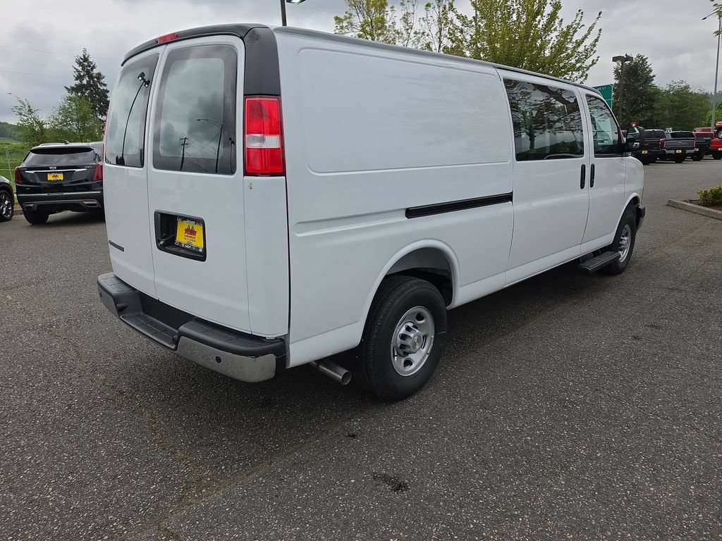 New 2026 Chevrolet Express 3500 Extended w/ Driver Convenience Package RWD image 6