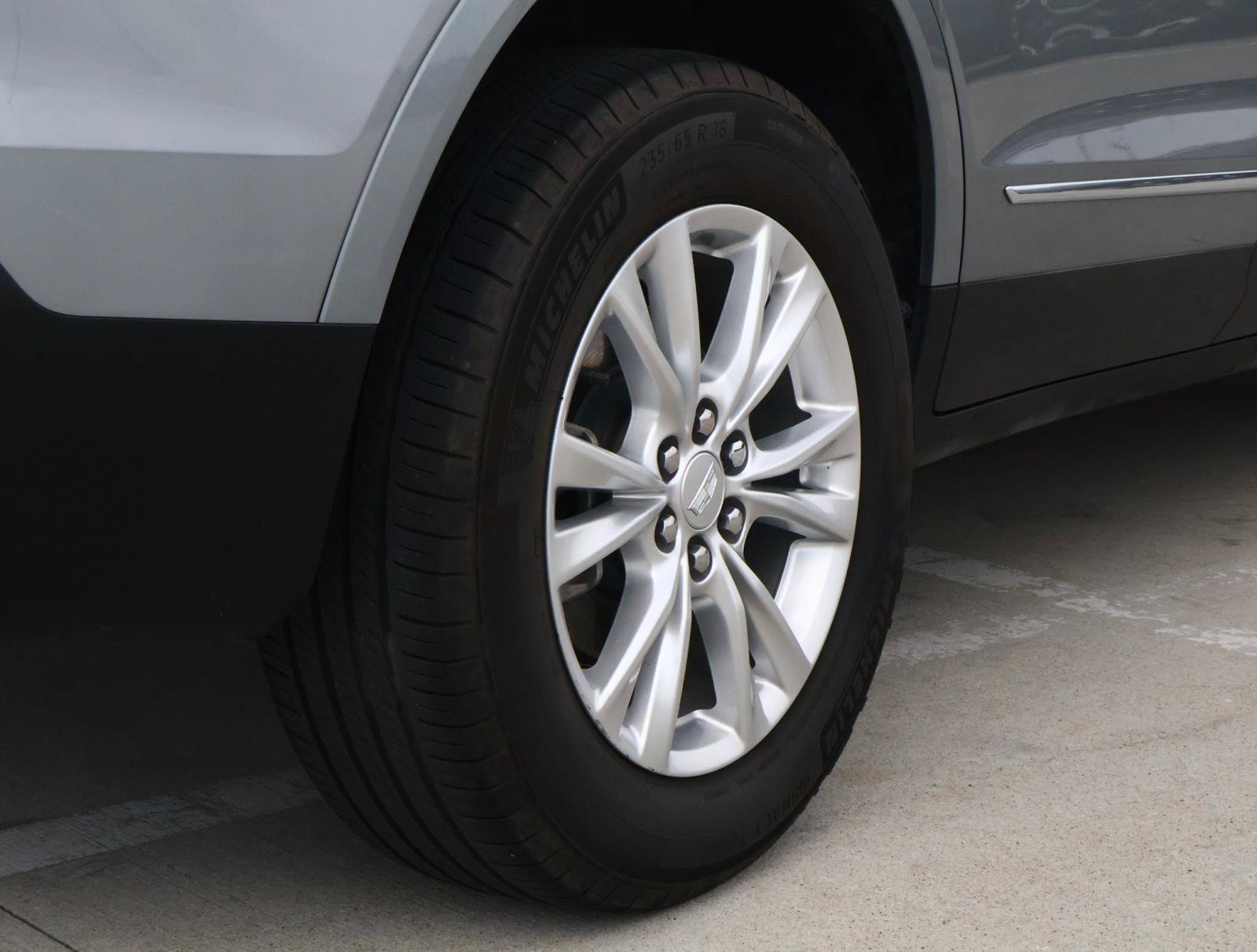 Used 2024 Cadillac XT5 Luxury FWD image 12