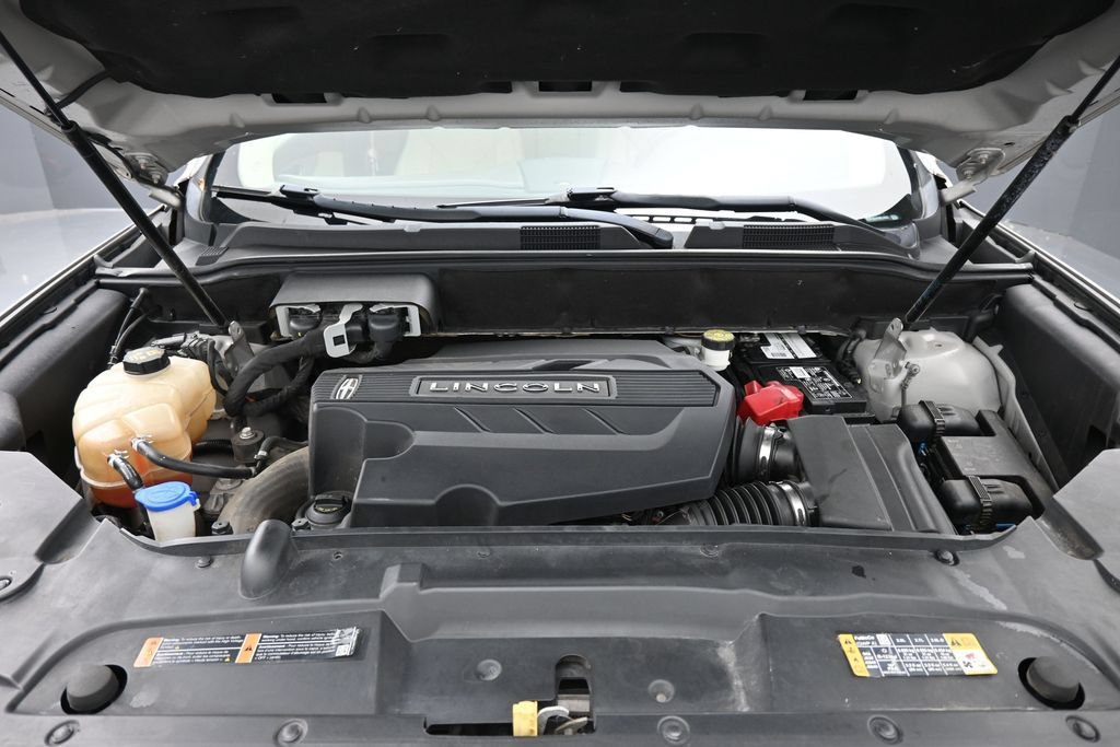Used 2019 Lincoln Nautilus Reserve AWD/4WD image 42