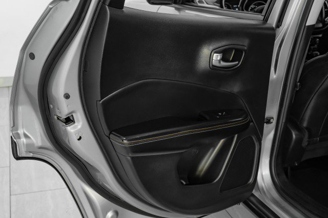 Used 2021 Jeep Compass Latitude image 41