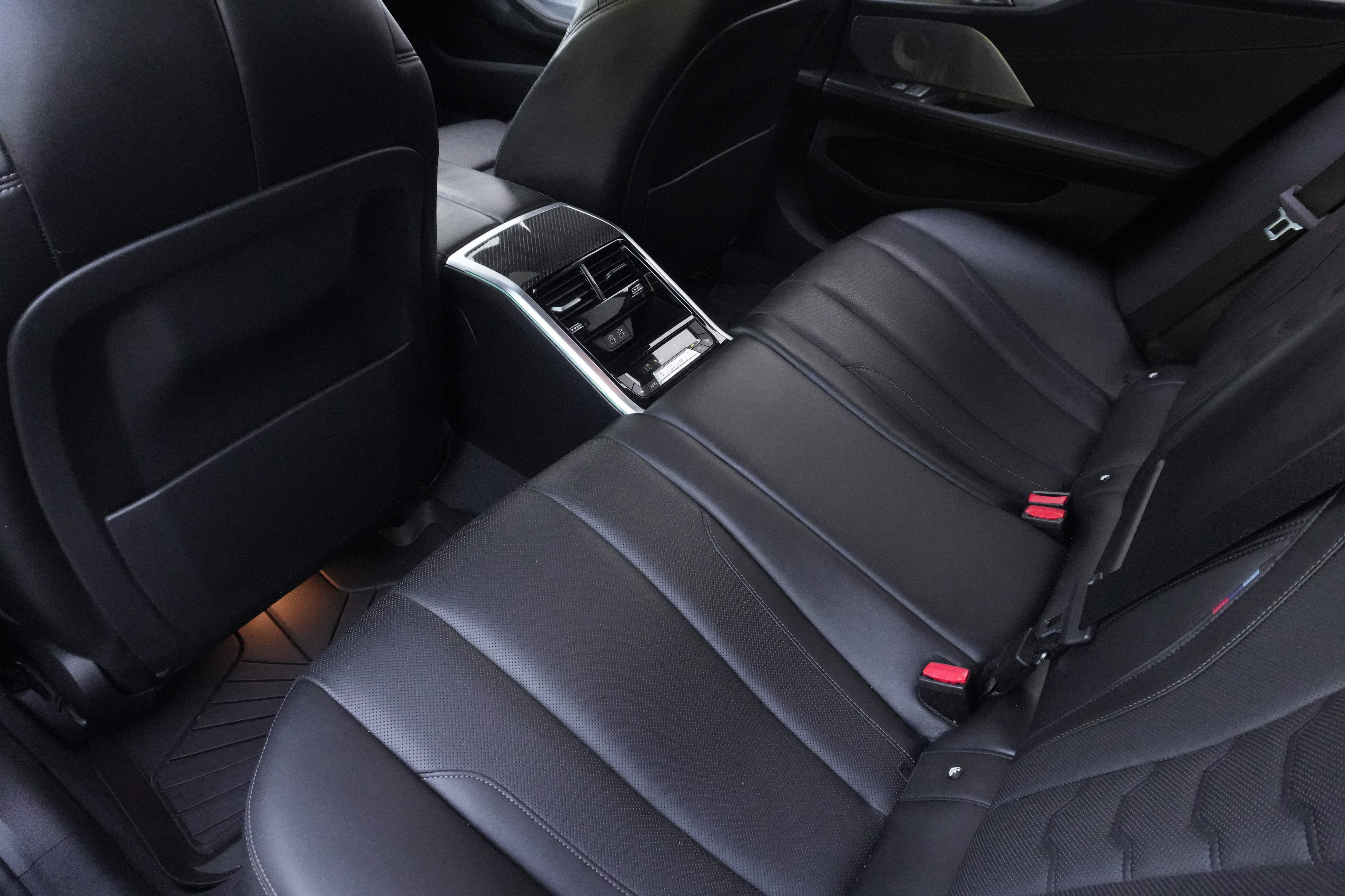 Used 2023 BMW M850i Gran Coupe xDrive AWD/4WD image 33