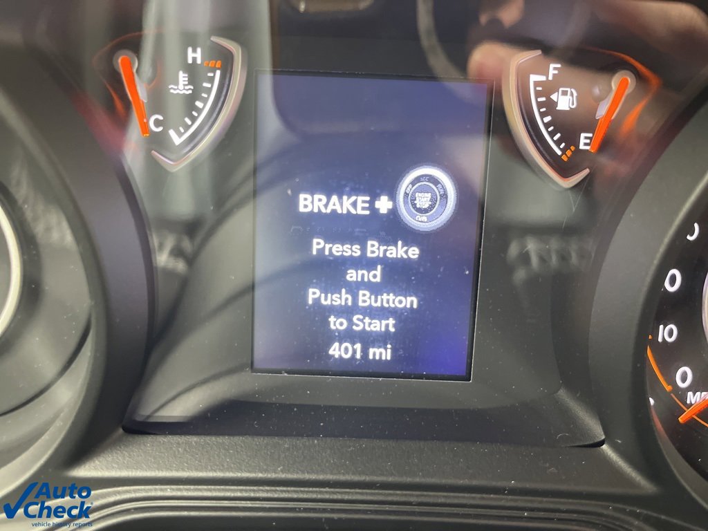 Used 2025 Jeep Gladiator Sport image 16