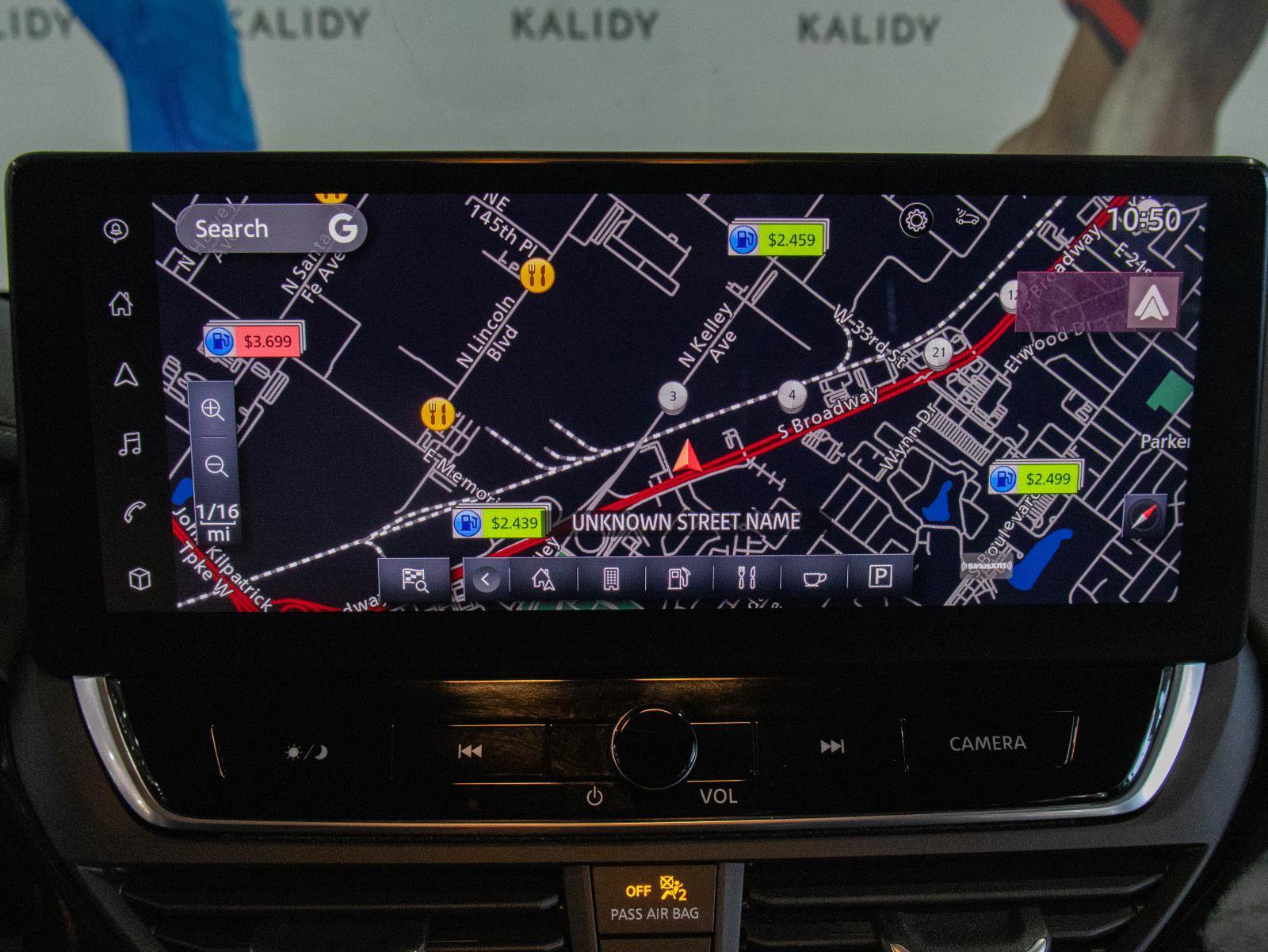 Used 2023 Nissan Altima 2.5 SR w/ SR Premium Package image 5