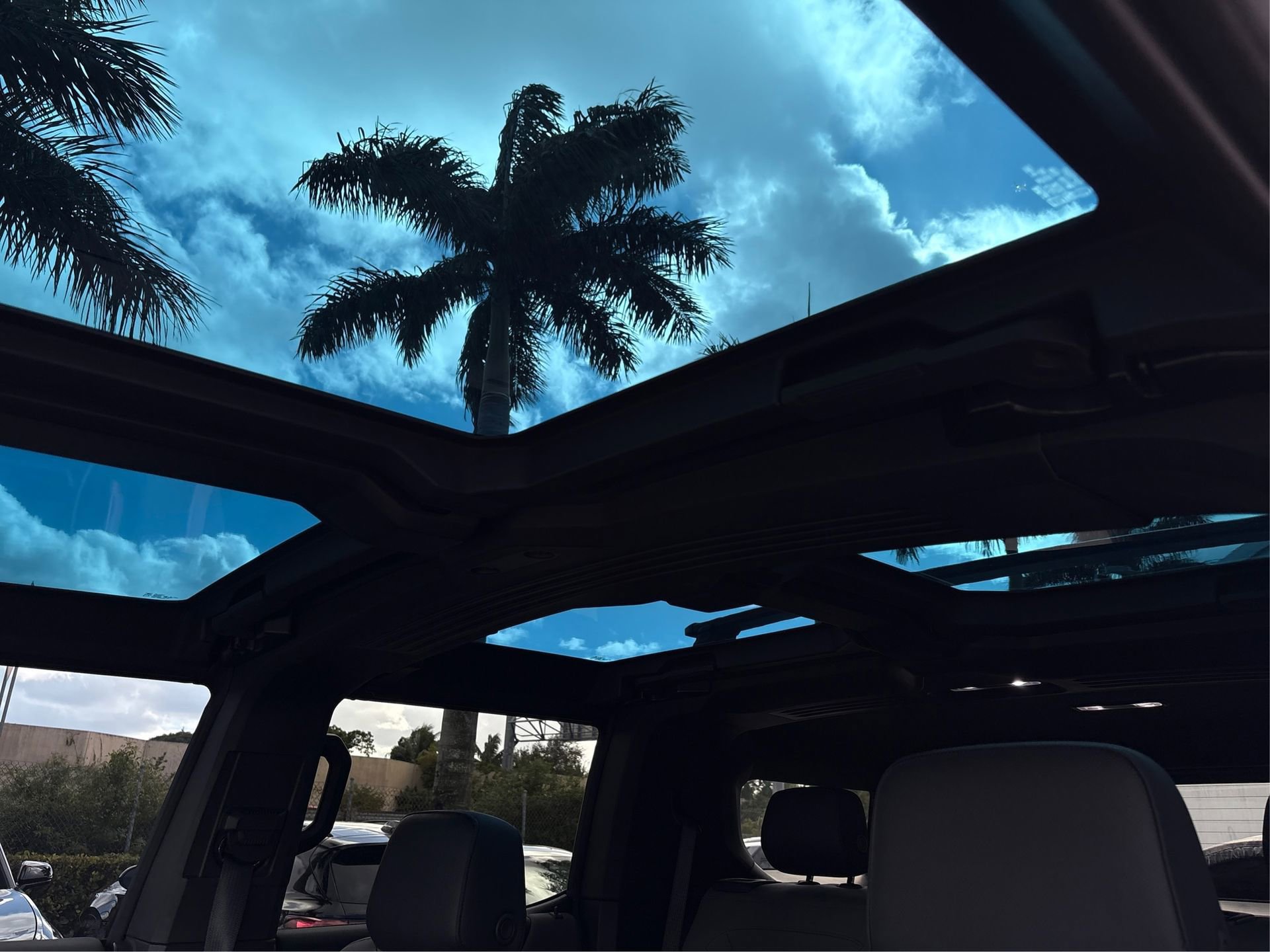 Used 2024 GMC Hummer EV 3X w/ LPO, Cargo Utility Package image 32