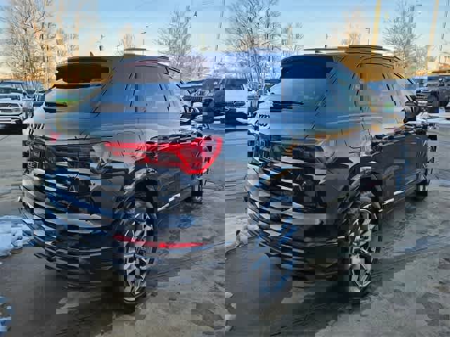 Used 2025 Audi Q3 2.0T Premium w/ Convenience Package image 6