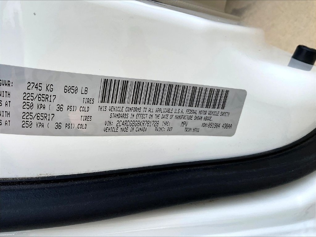 Used 2019 Dodge Grand Caravan SE w/ UConnect Hands-Free Group FWD image 19