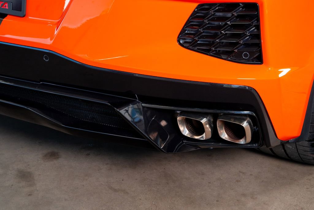 Used 2023 Chevrolet Corvette Stingray Premium Cpe w/ Z51 Performance Package RWD image 10