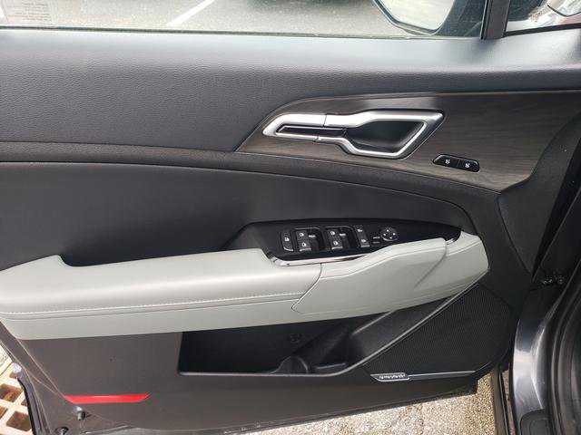 Certified 2023 Kia Sportage X-Pro AWD/4WD image 12