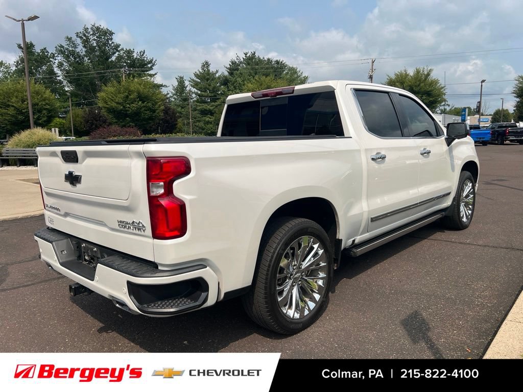 Certified 2022 Chevrolet Silverado 1500 High Country w/ Technology Package AWD/4WD image 9