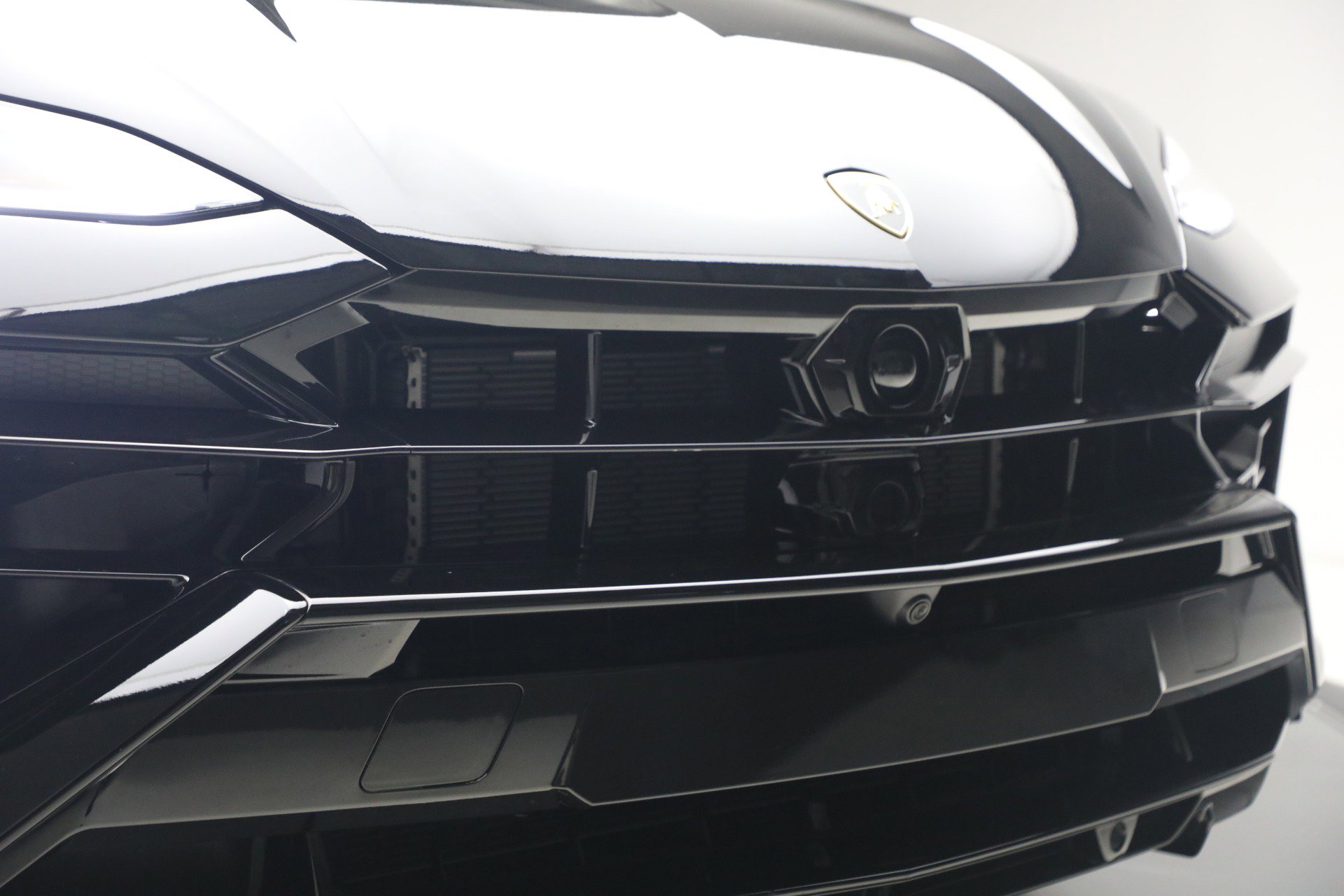 Used 2025 Lamborghini Urus SE AWD/4WD image 32