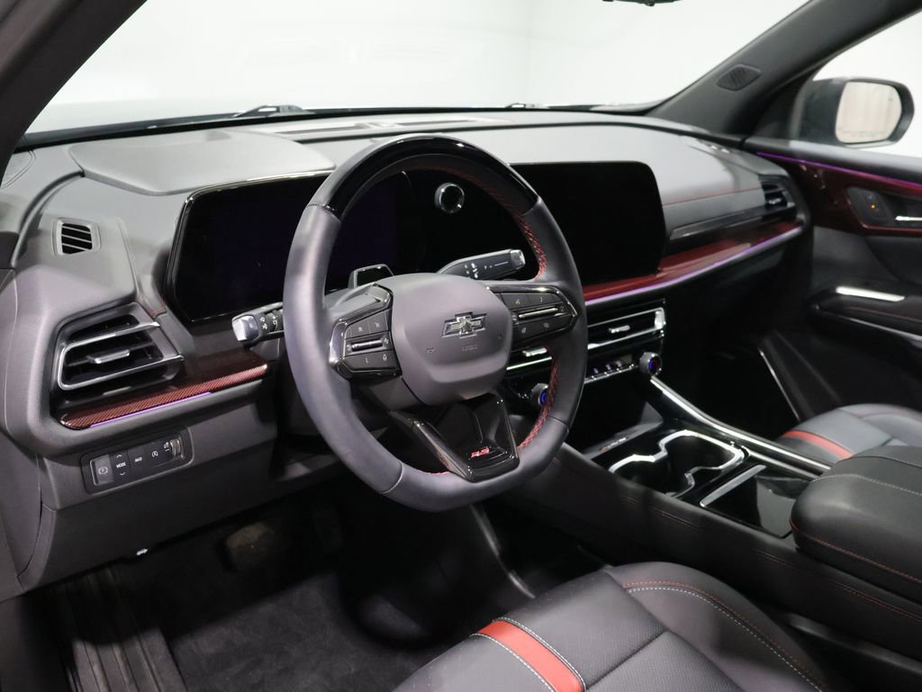 Used 2024 Chevrolet Traverse RS w/ LPO, Floor Liner Package image 16