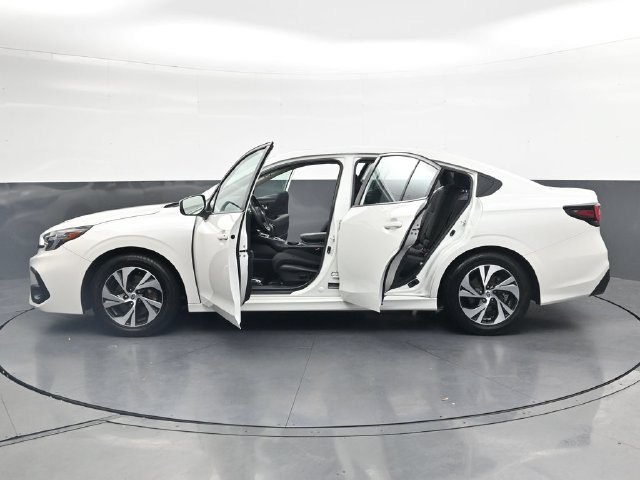 Used 2025 Subaru Legacy Premium AWD/4WD image 40