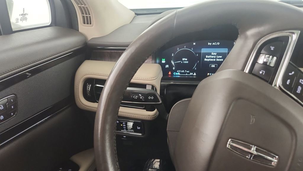 Used 2022 Lincoln Nautilus Reserve image 19