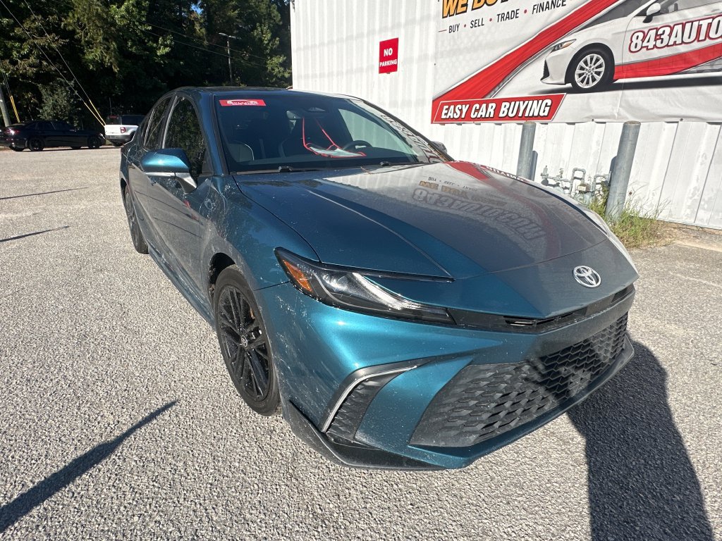 Used 2025 Toyota Camry SE w/ Multimedia Upgrade Package FWD image 1