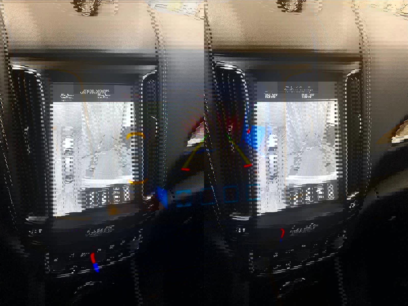 Used 2018 Maserati Levante GranLusso image 19