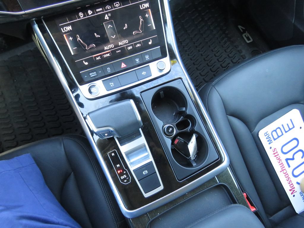 Used 2023 Audi Q7 2.0T Premium w/ Convenience Package AWD/4WD image 26