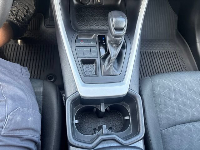 Used 2024 Toyota RAV4 XLE AWD/4WD image 15