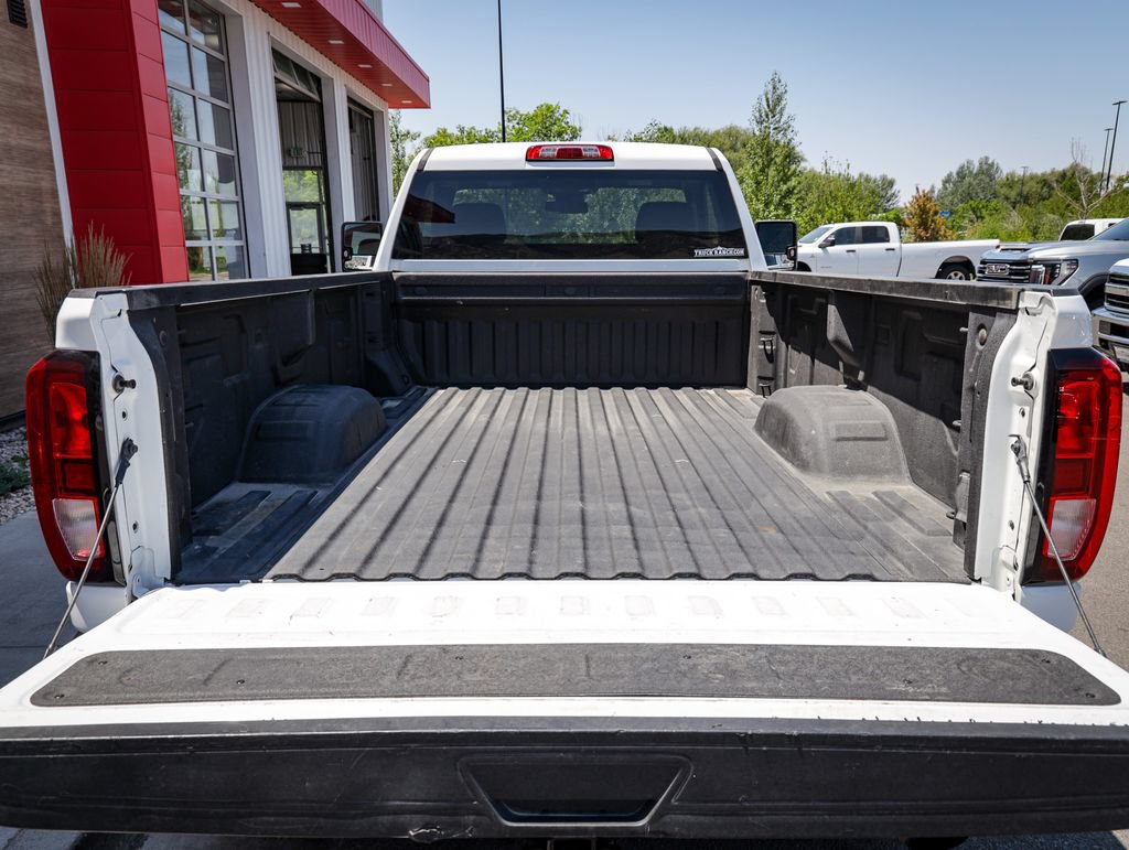 Used 2024 GMC Sierra 2500 Pro w/ 1SA Pro Safety Plus Package AWD/4WD image 5
