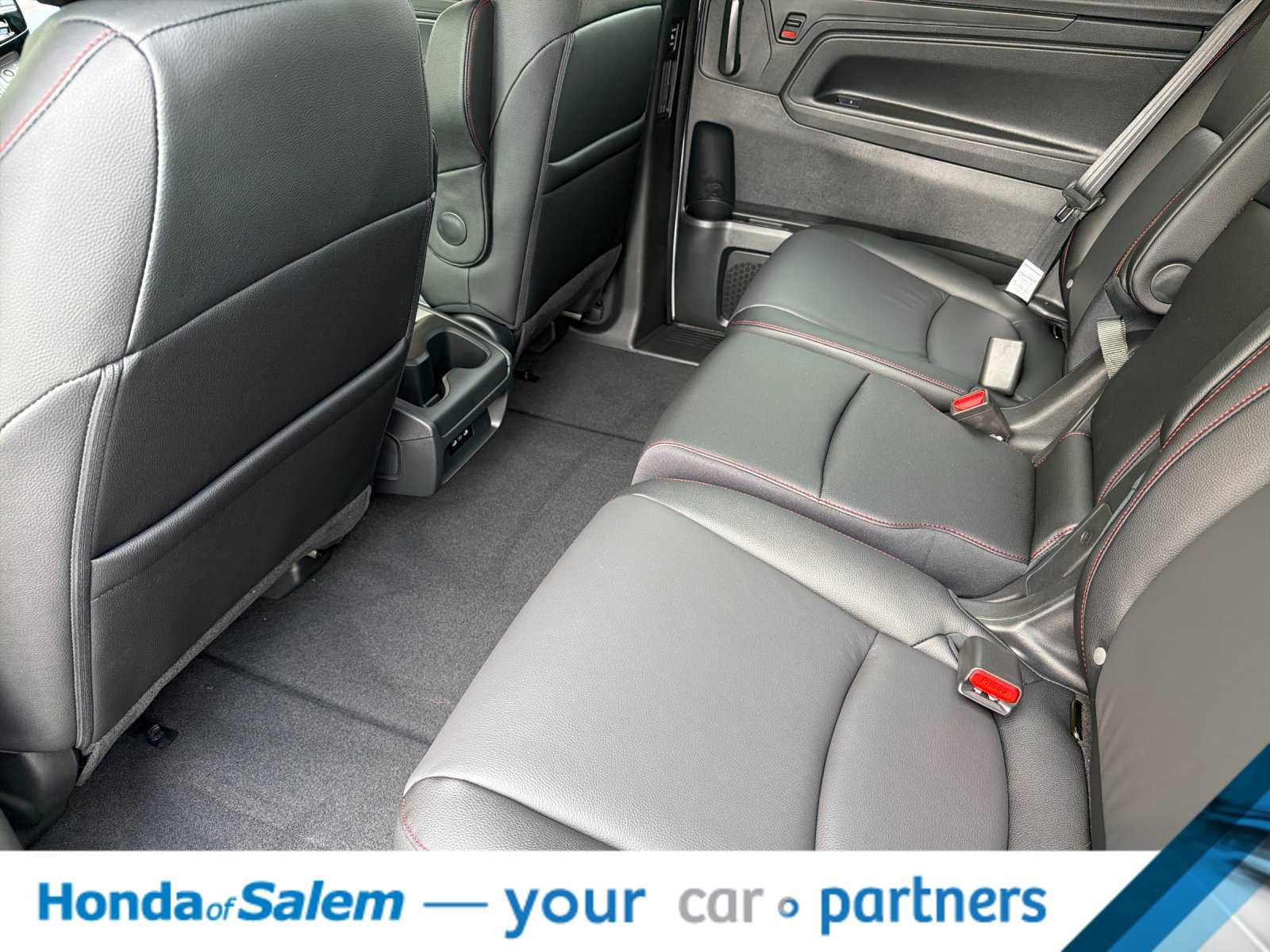 New 2026 Honda Odyssey Sport-L image 4