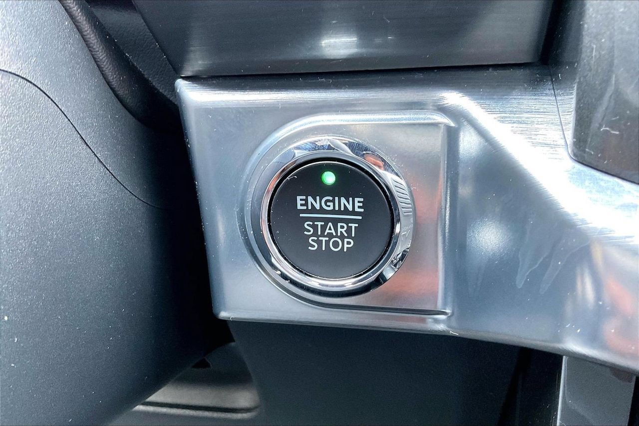 Used 2022 Ford F150 Lariat AWD/4WD image 27