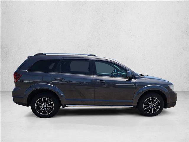 Used 2019 Dodge Journey Crossroad w/ Driver Convenience Group FWD video 4