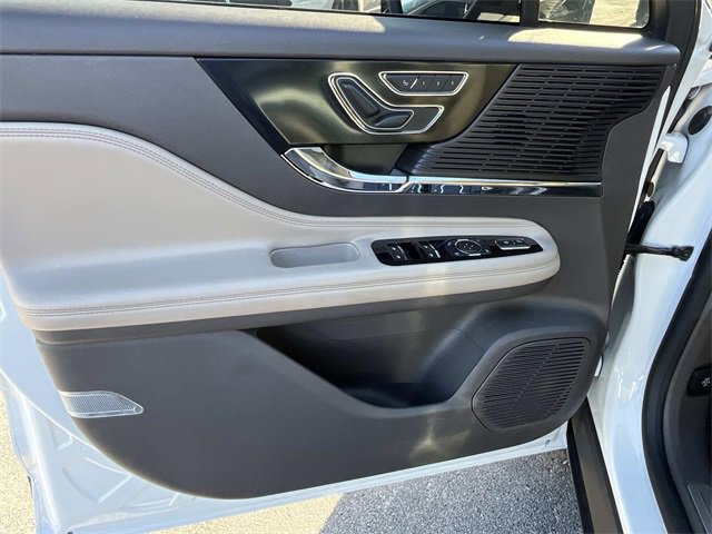 Used 2022 Lincoln Corsair FWD w/ Equipment Group 101A image 26