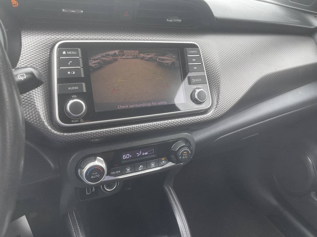 Used 2018 Nissan Kicks SV FWD image 19
