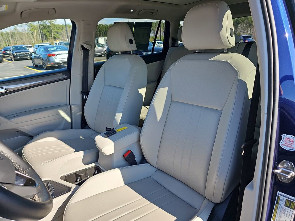 Used 2024 Volkswagen Tiguan SE image 20