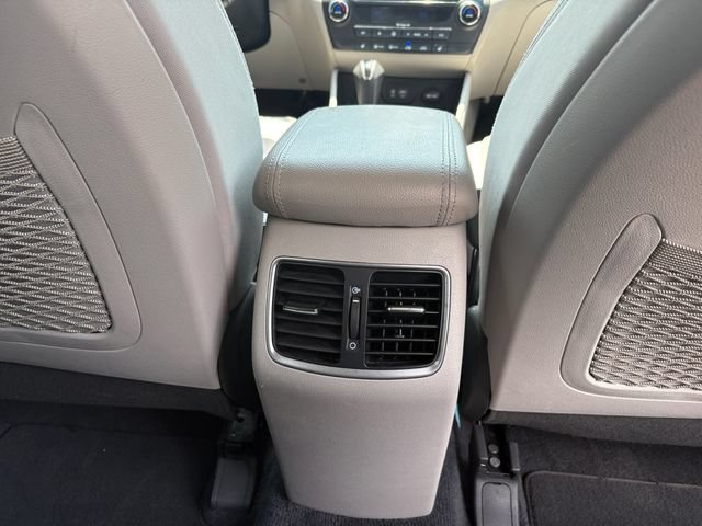 Used 2018 Hyundai Tucson Value FWD image 12