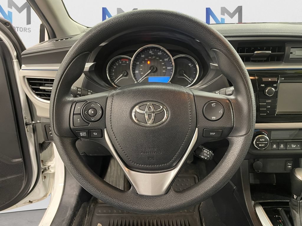 Used 2014 Toyota Corolla LE FWD image 12