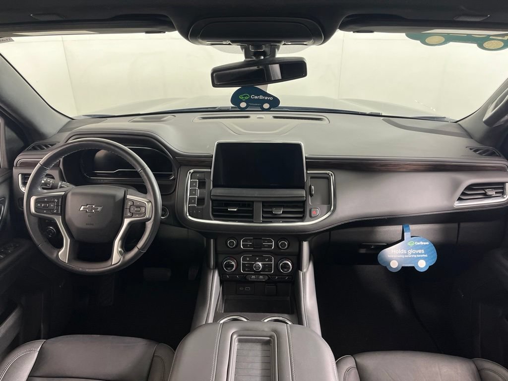 Certified 2022 Chevrolet Tahoe Z71 w/ Luxury Package AWD/4WD image 2