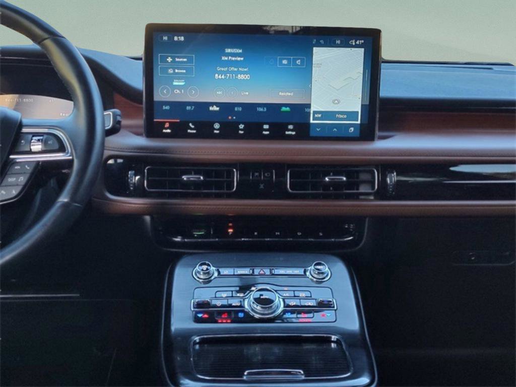 Used 2021 Lincoln Nautilus Reserve AWD/4WD image 32