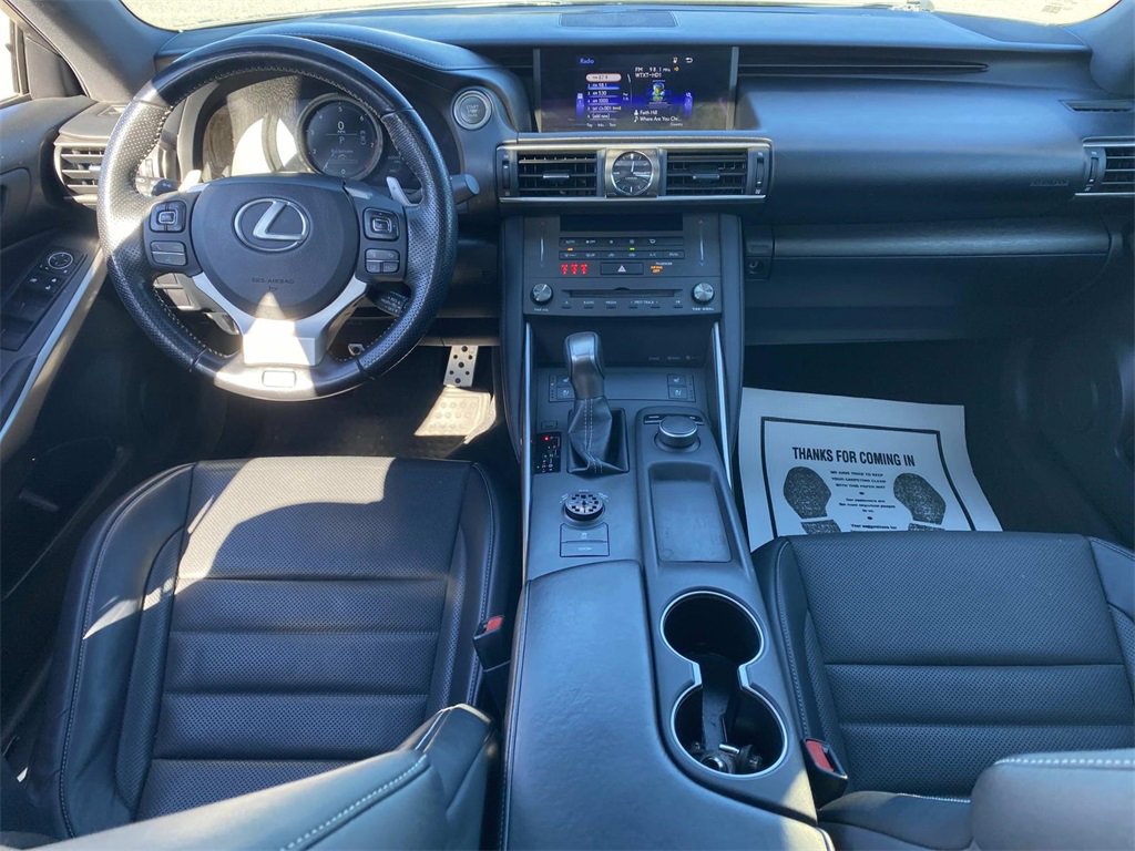 Used 2019 Lexus IS 300 AWD image 27