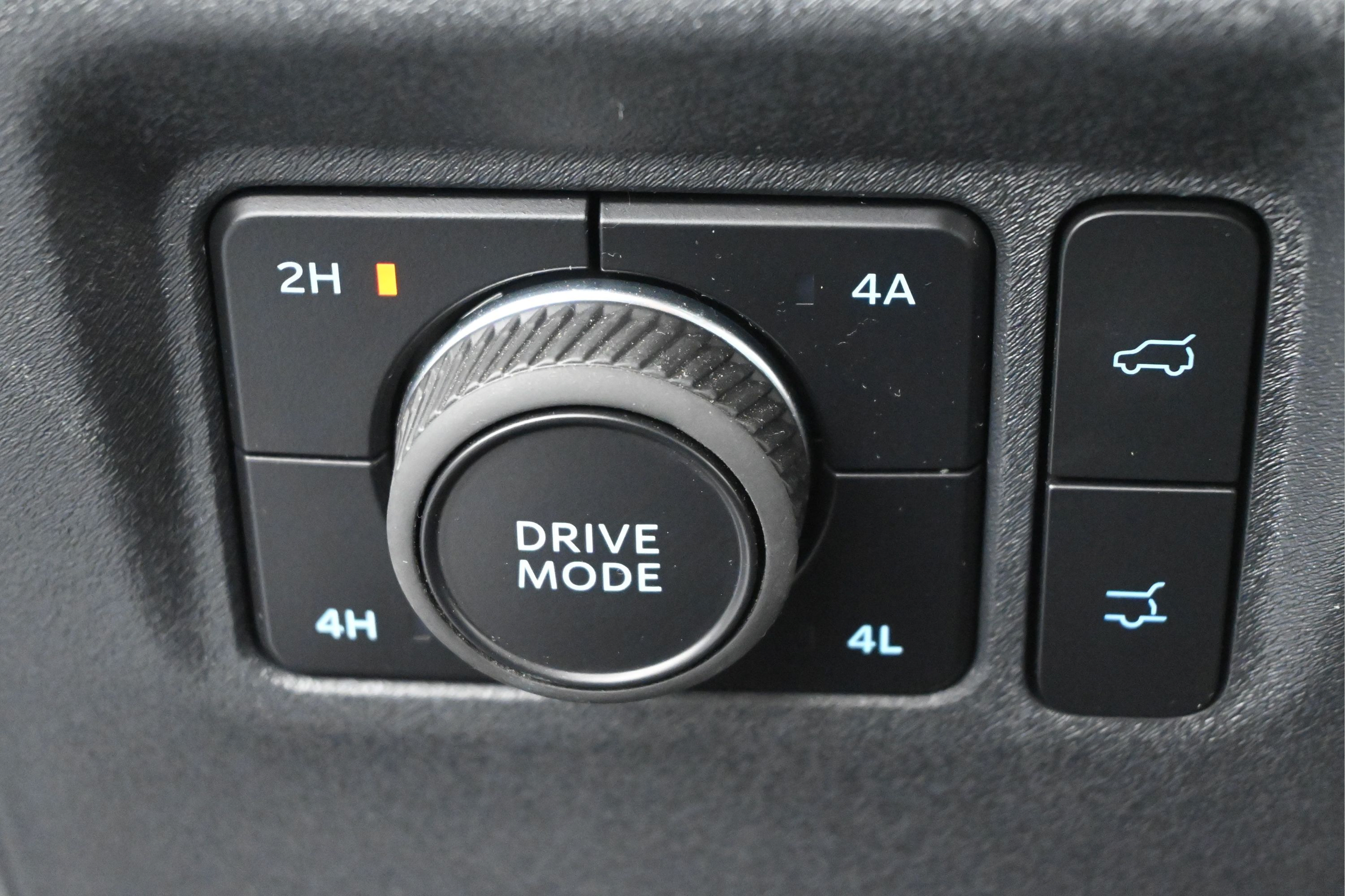 Used 2025 Ford Expedition Max Active AWD/4WD image 21
