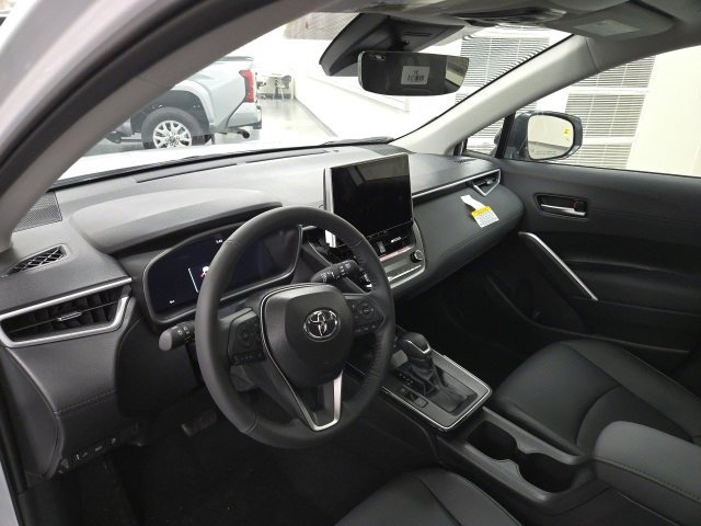 New 2026 Toyota Corolla Cross XLE image 19