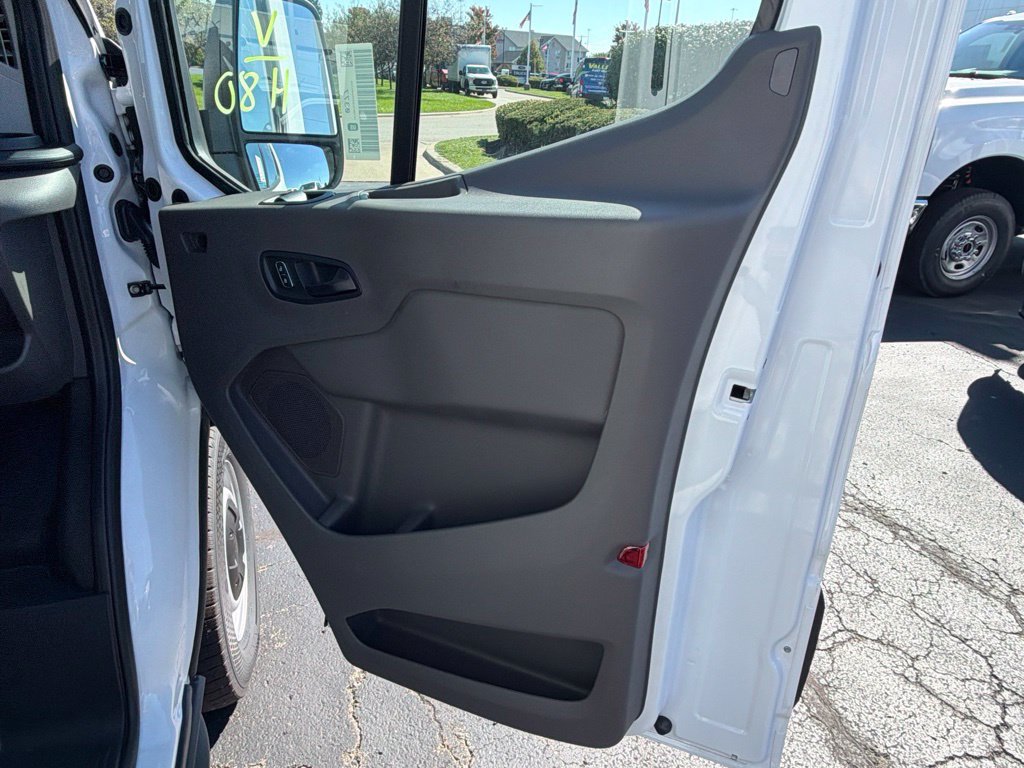 New 2027 Ford Transit 250 148 Medium Roof w/ Load Area Protection Package RWD image 26