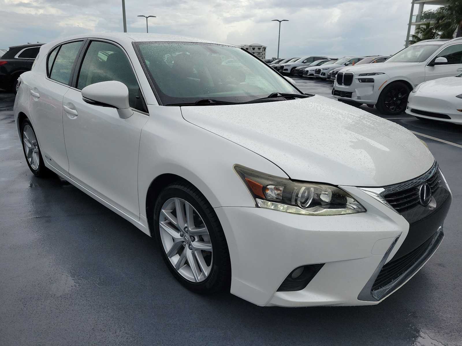 Used 2016 Lexus CT 200h w/ Accessory Package 2 FWD image 8