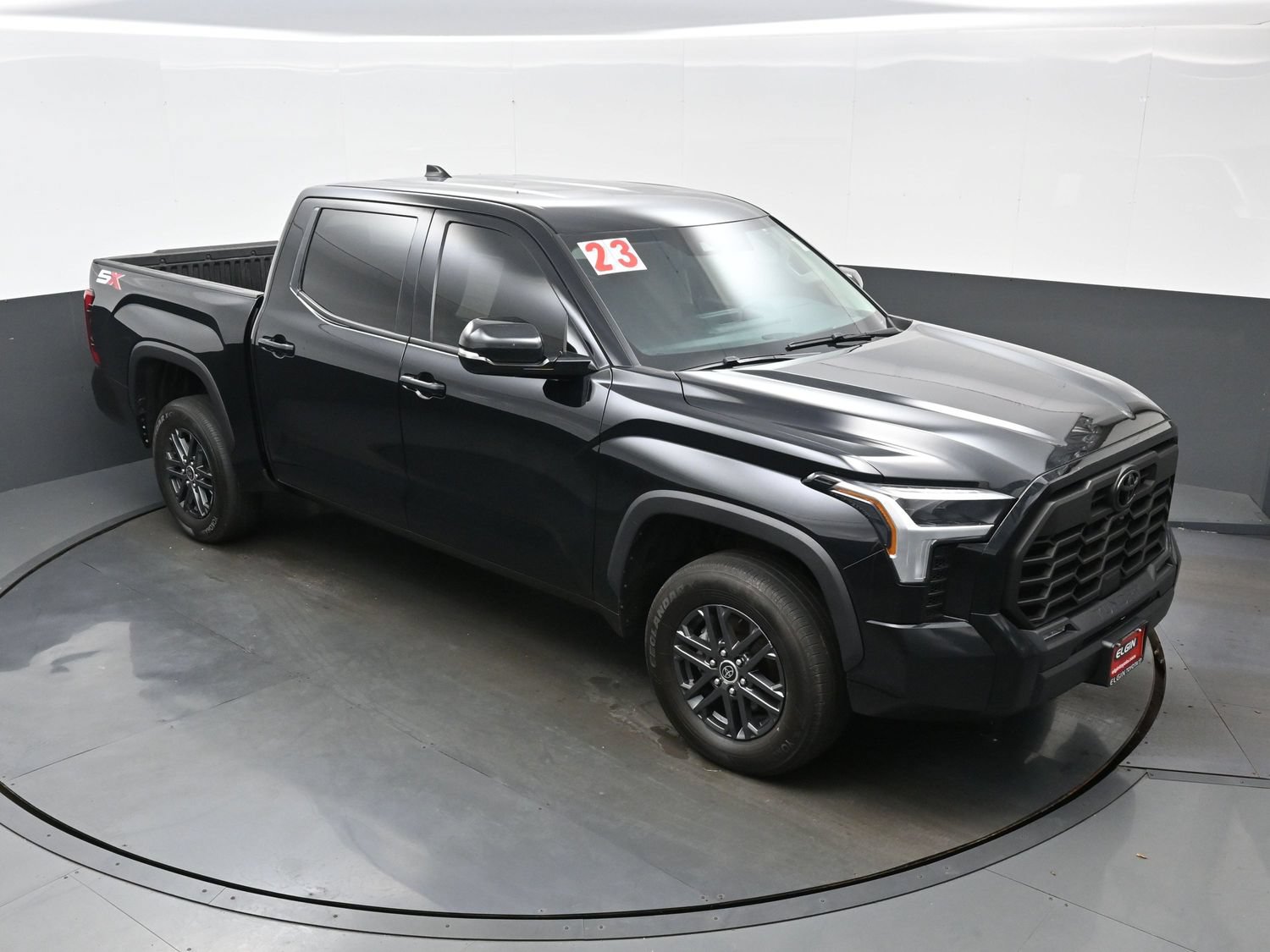 Used 2023 Toyota Tundra SR5 w/ SR5 Convenience Package AWD/4WD image 38