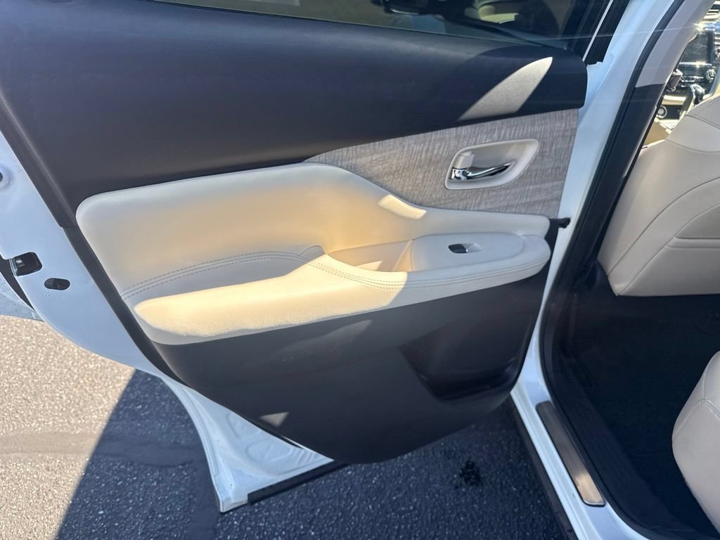 Used 2024 Nissan Murano SL w/ Cargo Package FWD image 17