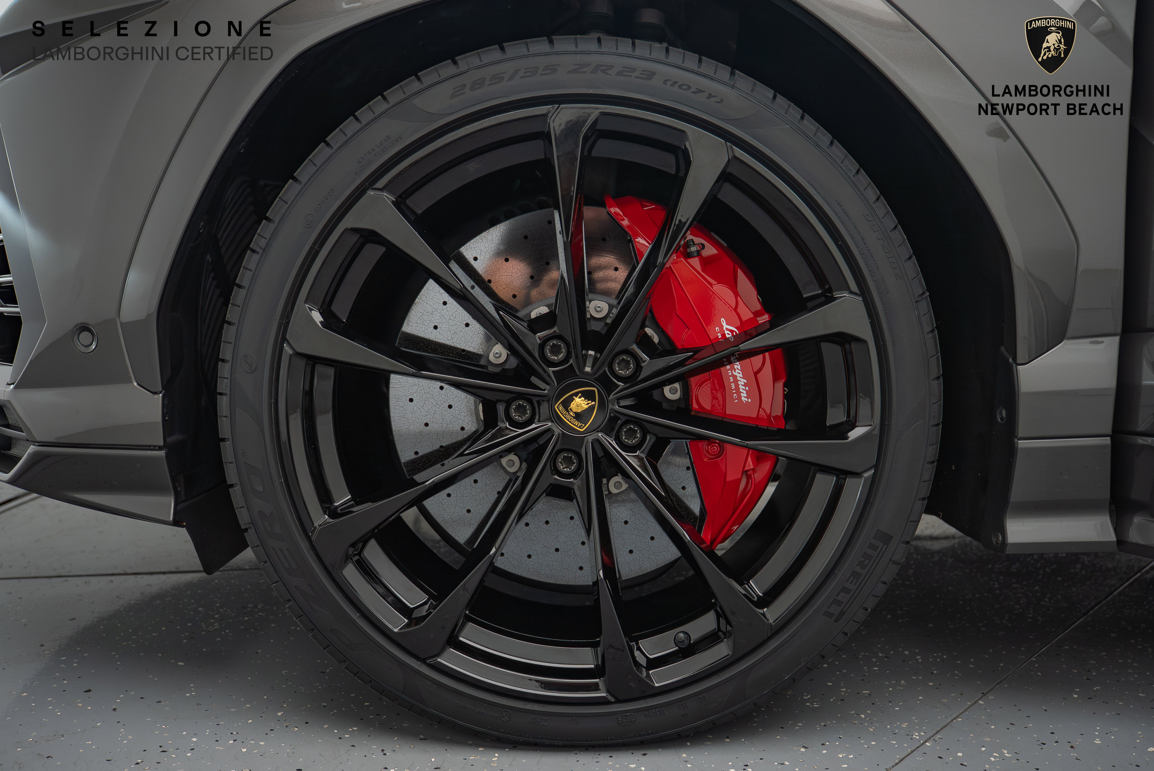 Used 2022 Lamborghini Urus AWD/4WD image 37
